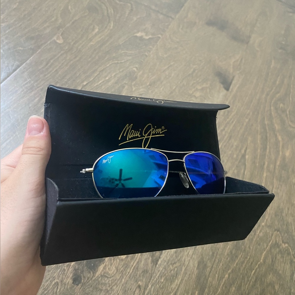 Maui Jim women’s aviators